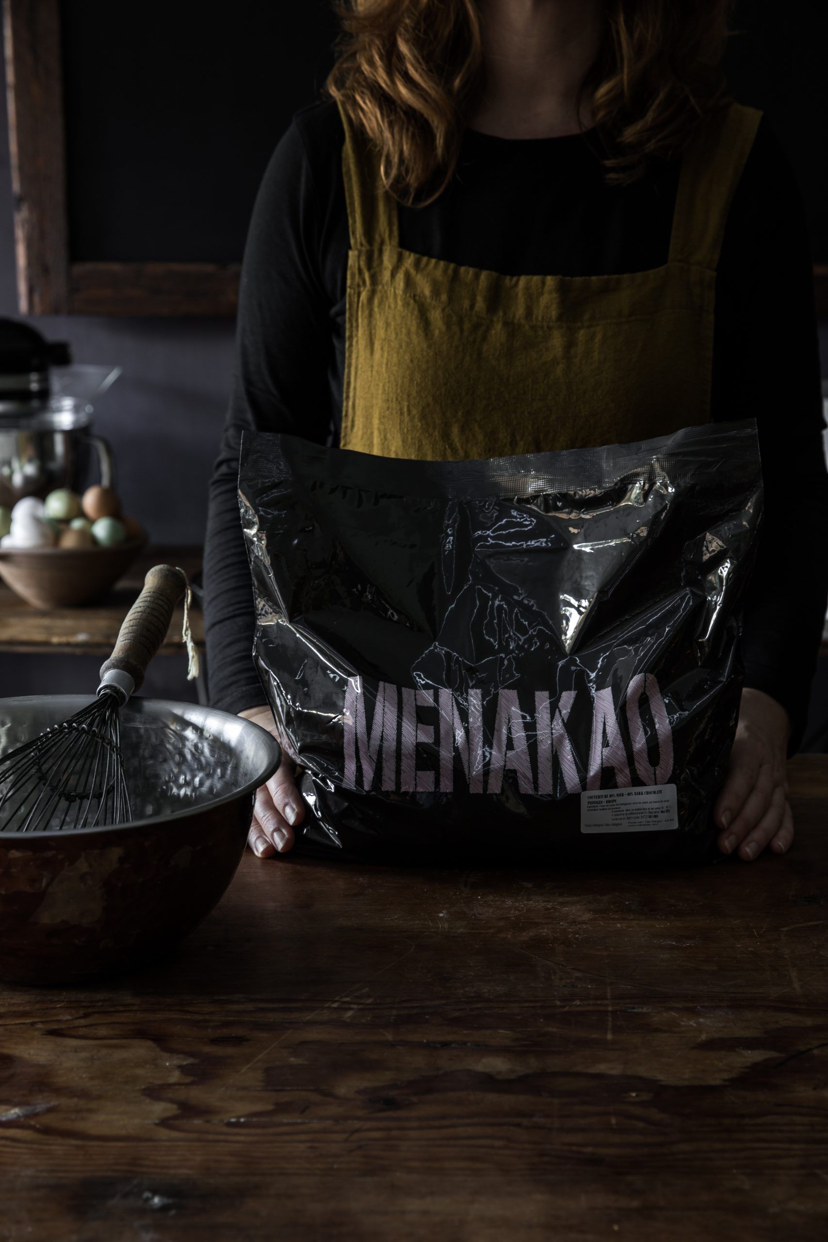 Menakao 80% Dark Chocolate Couverture 2.5kg - Image 2