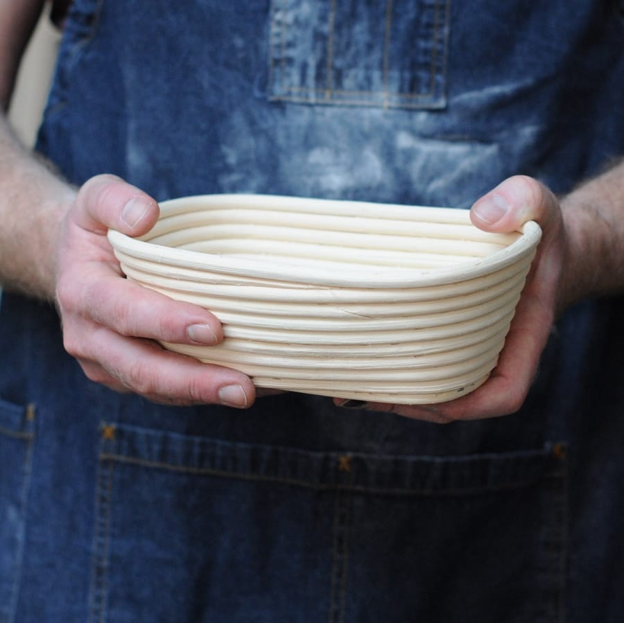 500g Oval Cane Banneton