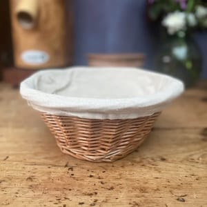 round lined wicker banneton