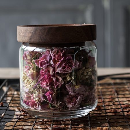A list of Edible Flowers